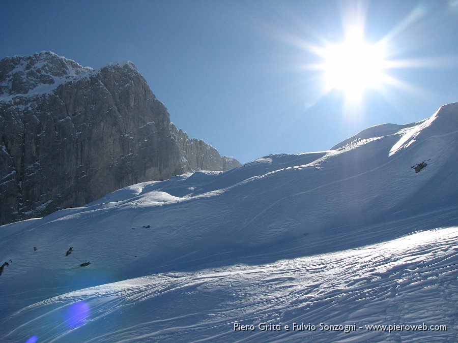 61 Spigolo nord in controluce.jpg